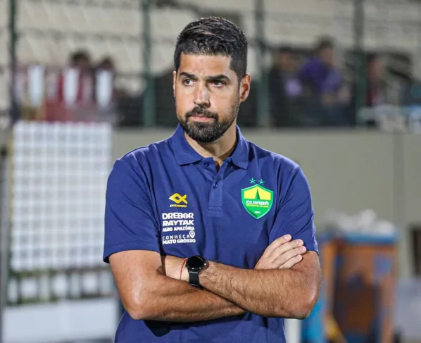 António Oliveira é consultado pelo São Paulo para substituir Dorival Júnior