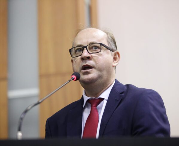 Deputado Dr Eugênio comemora aprovação do PL para ajudar os clubes mato-grossenses