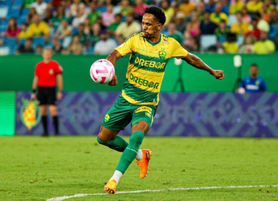 LUCAS MINEIRO ASSINA CONTRATO DEFINITIVO COM O CUIABÁ