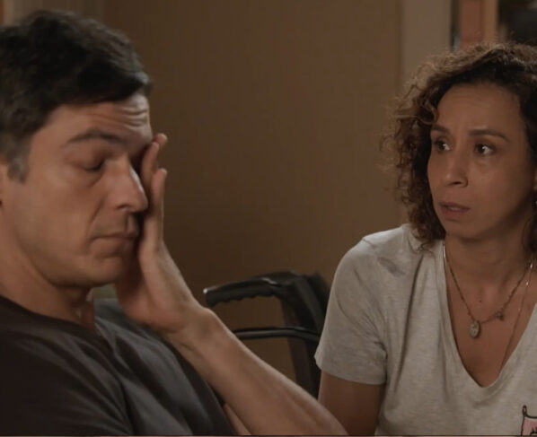 Jonas (Mateus Solano) em Elas por Elas