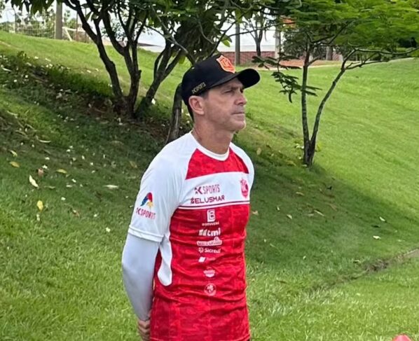 Luciano Dias lamenta eliminação e avalia postura do União: “Começamos bem”