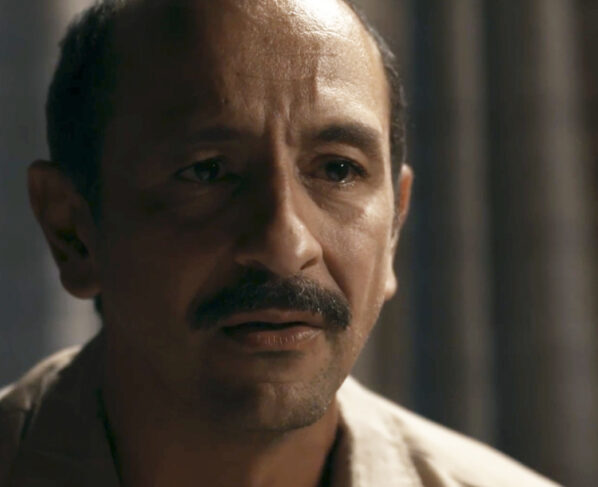 Tião Galinha (Irandhir Santos) em Renascer