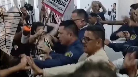 O fato aconteceu na noite dessa terça-feira (11), em Belém