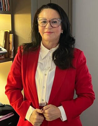 Valéria Lima, advogada graduada pela Unemat, especialista em Direito Previdenciário, Regime Geral (iniciativa privada) e Próprio (servidores públicos).