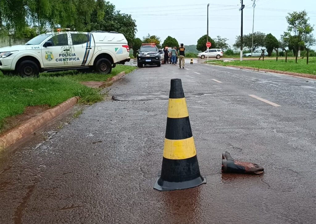 Local onde jovem foi morto após ser visto com mulher em Festa do Laço de laguna Carapã (Foto: Osvaldo Duarte)