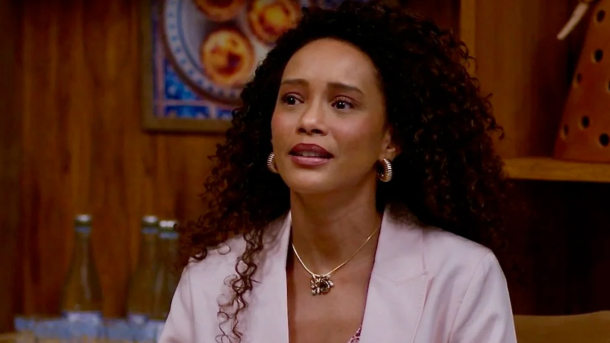 Ta&iacute;s Ara&uacute;jo